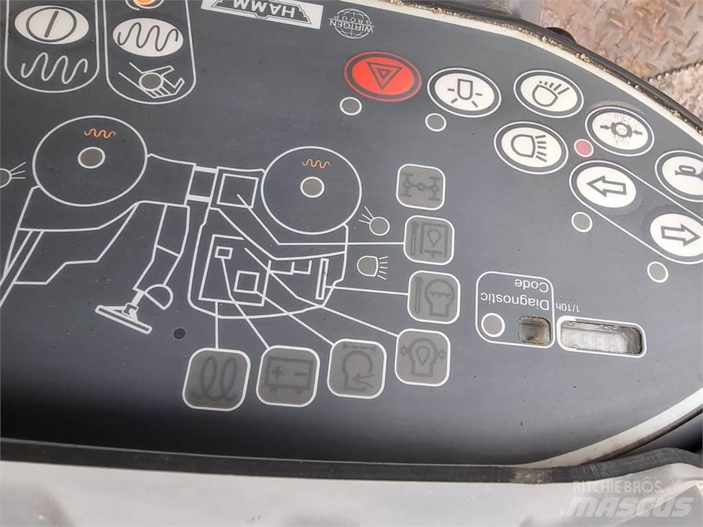 Hamm HD14W 雙輪滾壓機