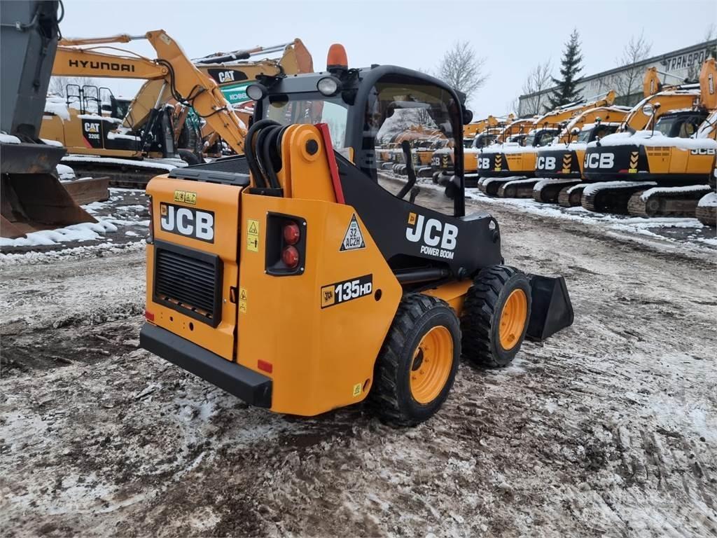 JCB 135HD 滑移轉向裝載機