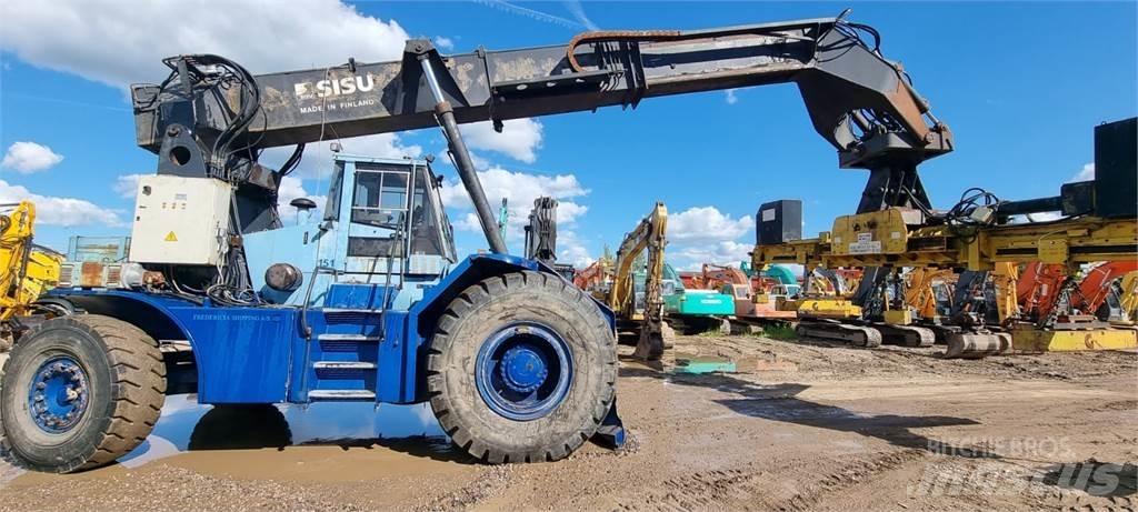 Kalmar RTD 1523 伸縮臂操作車