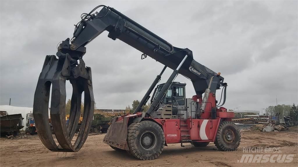 Kalmar RTD 3026 伸縮臂操作車