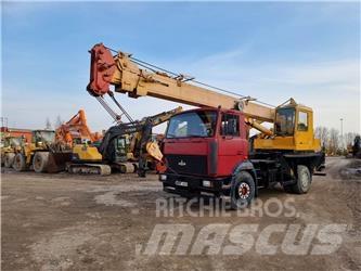 MAZ 533731 全路面起重機/吊車