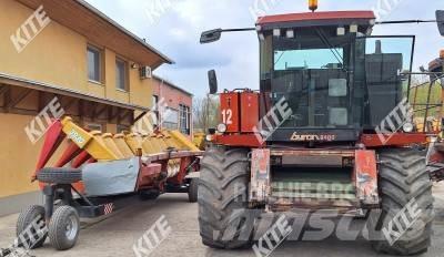 Byron 8400 聯合收穫機