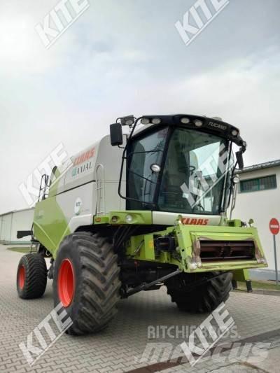 CLAAS Tucano 570 2WD 聯合收穫機