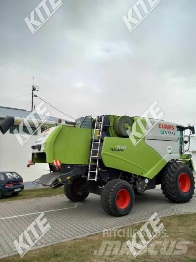 CLAAS Tucano 570 2WD 聯合收穫機