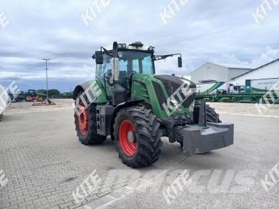 Fendt 826 VARIO 曳引機
