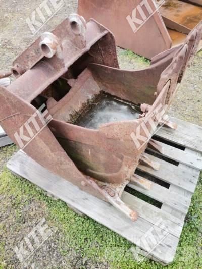 JCB 3 CX 前端裝載機和挖掘機
