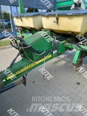 John Deere 1750 組合鑽