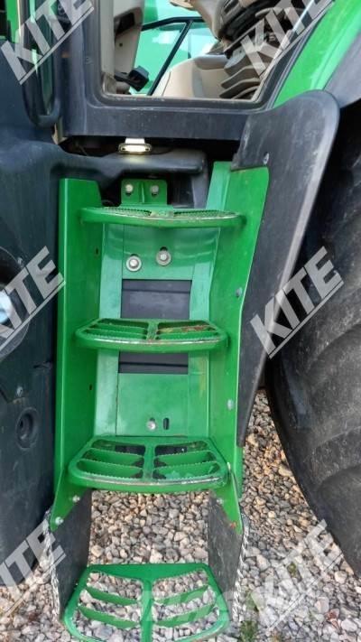 John Deere 6215R 曳引機