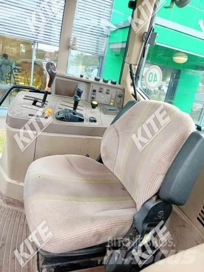 John Deere 6330 曳引機