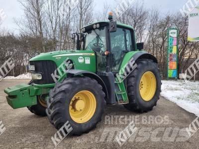 John Deere 7430 曳引機