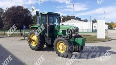 John Deere 7800 曳引機