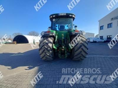 John Deere 8335R 曳引機