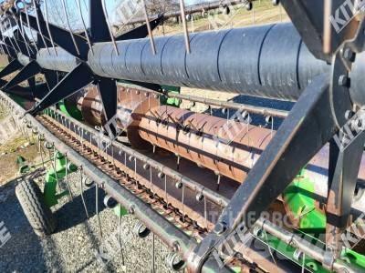 John Deere 9560 WTS 2WD 聯合收穫機