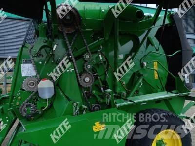 John Deere 960 圓型牧草打包機