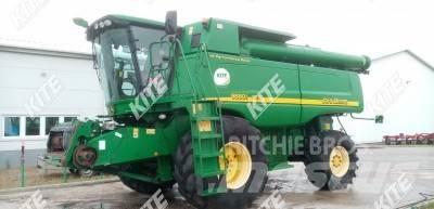 John Deere 9880i STS 聯合收穫機