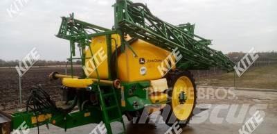 John Deere M740/27M 牽引式噴霧機