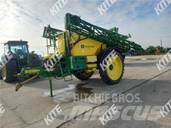 John Deere M740i 牽引式噴霧機