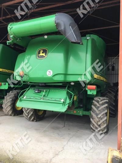 John Deere S690I 聯合收穫機