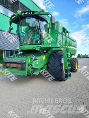 John Deere S780i 聯合收穫機
