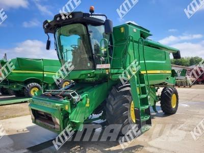 John Deere T550 聯合收穫機