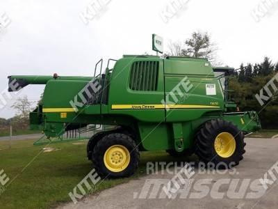John Deere T670 聯合收穫機