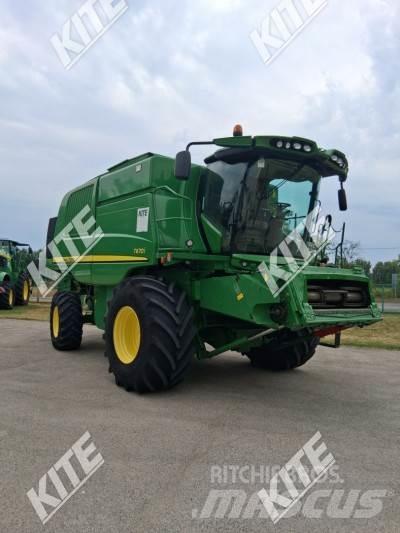 John Deere T670I 聯合收穫機