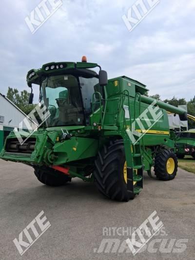 John Deere T670I 聯合收穫機