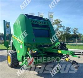 John Deere V451M 圓型牧草打包機