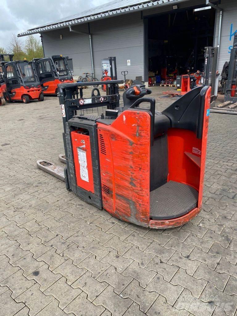 Linde D 12 SP 行走控制式堆積機