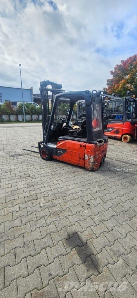 Linde E 18 L-02 電動堆高機