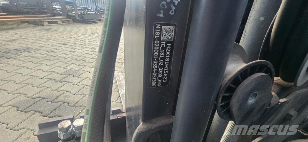 Linde E 18 L-02 電動堆高機