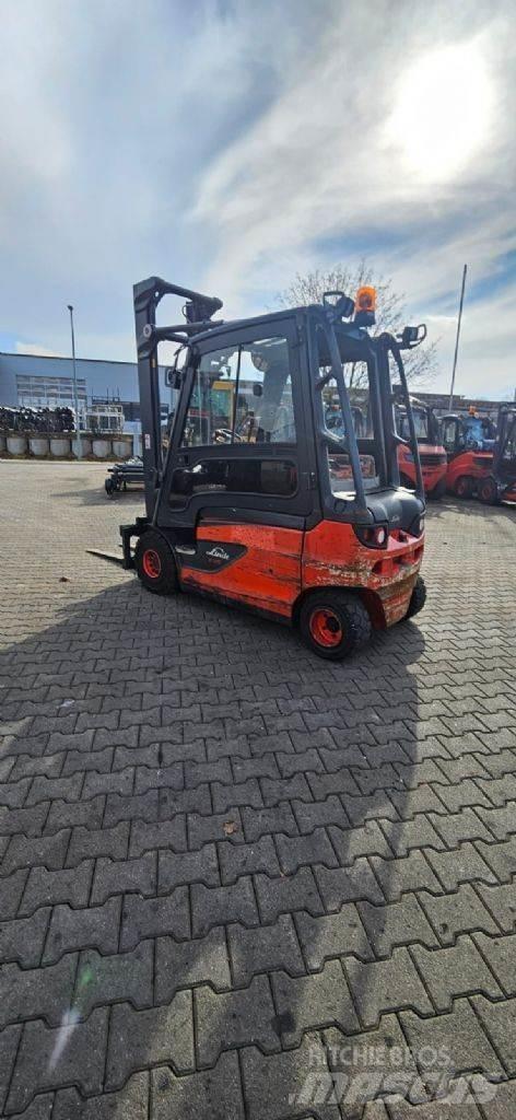 Linde E 25 L-01 電動堆高機