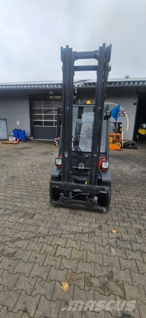 Linde H 30 D-02 柴油卡車