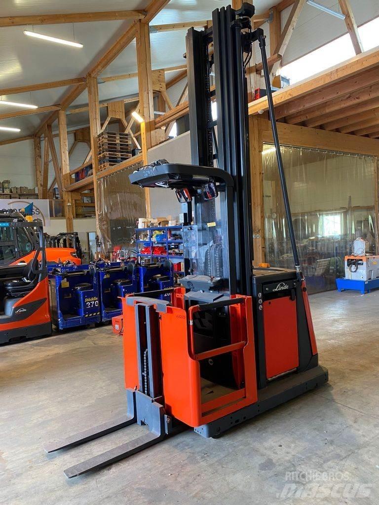 Linde V 12-02 高舉式裝載機