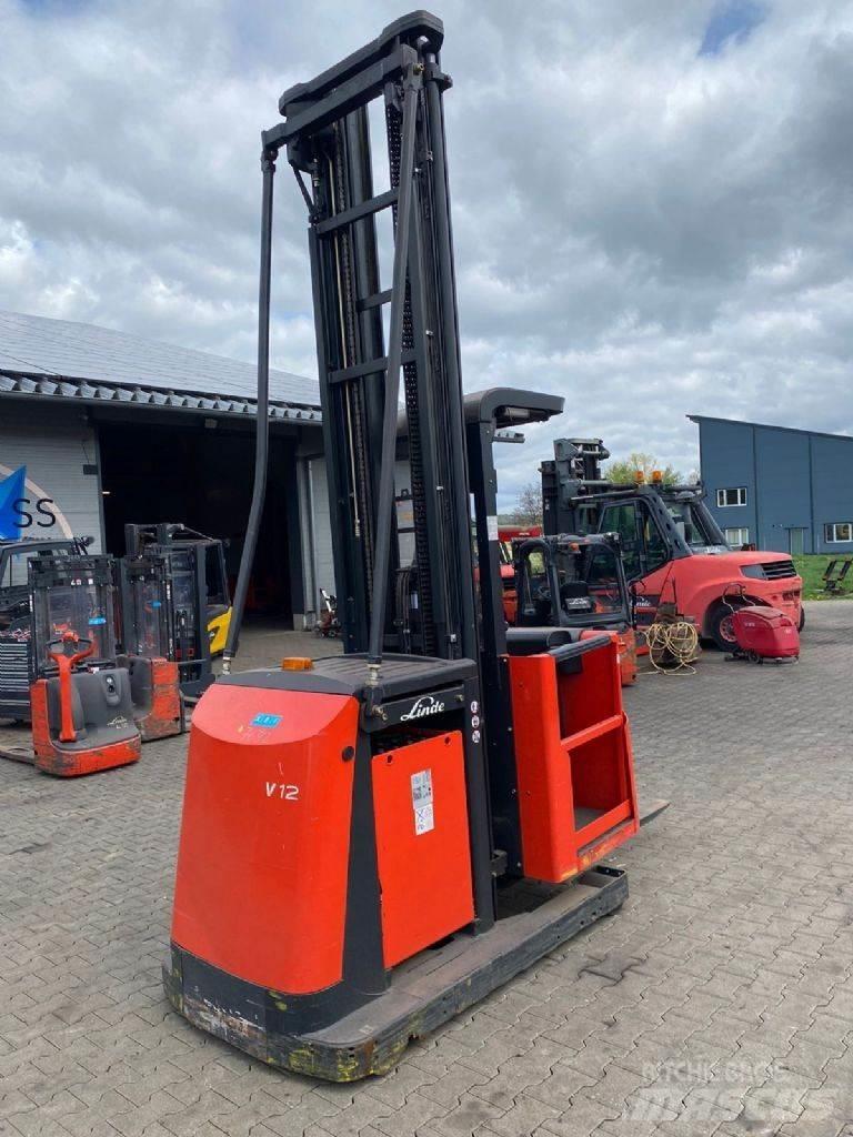 Linde V 12-02 高舉式裝載機