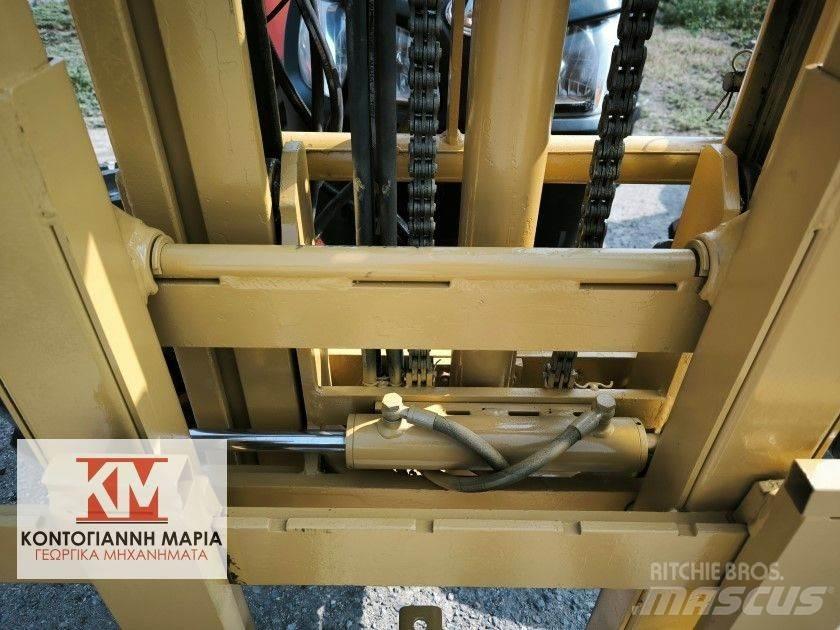 Kubota M6060 曳引機