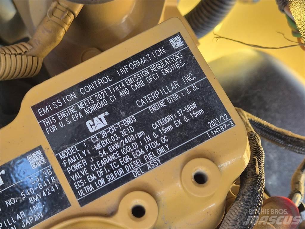 CAT 908 M 輪胎式裝載機