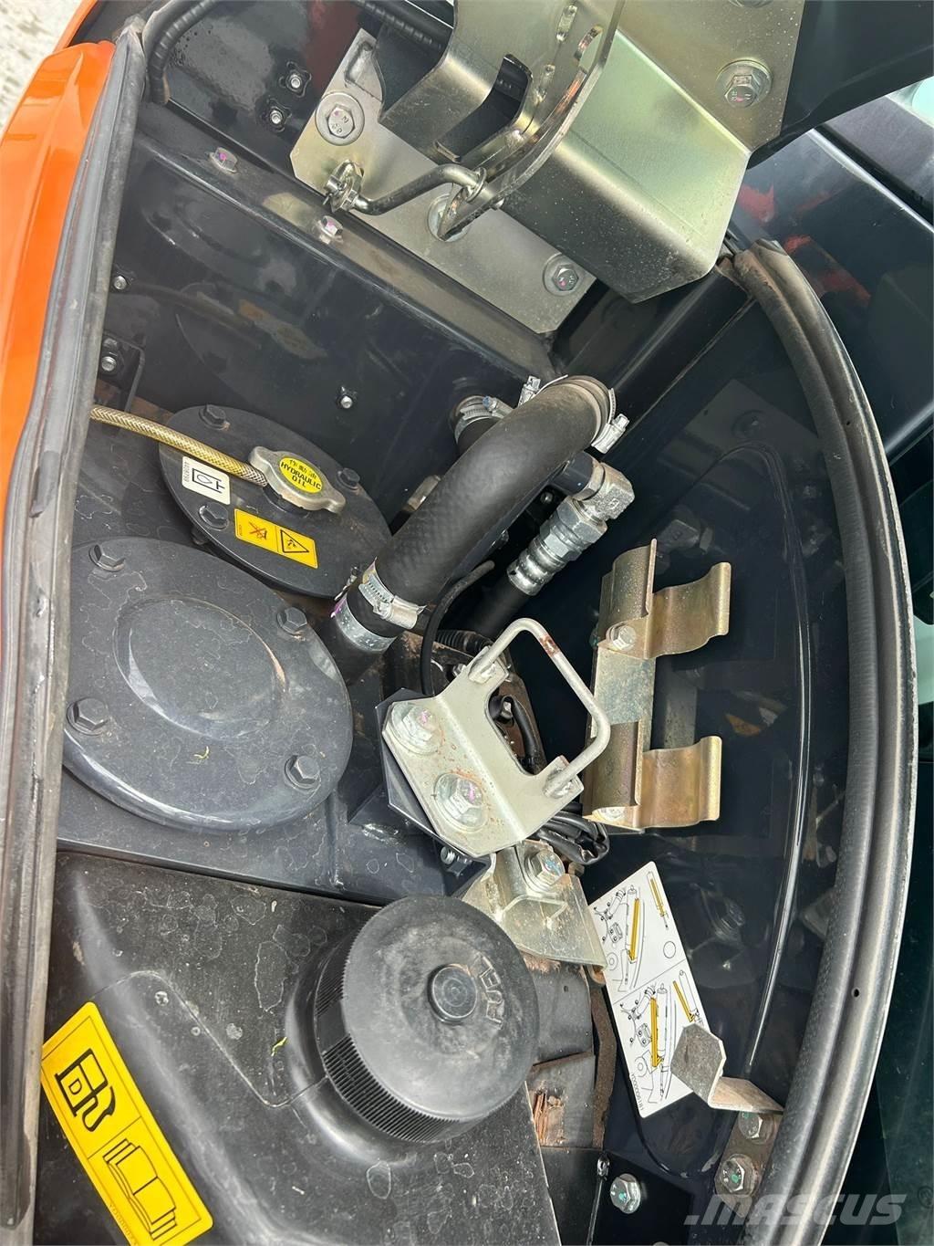Hitachi ZX38U-6 履帶式 挖土機/掘鑿機/挖掘機
