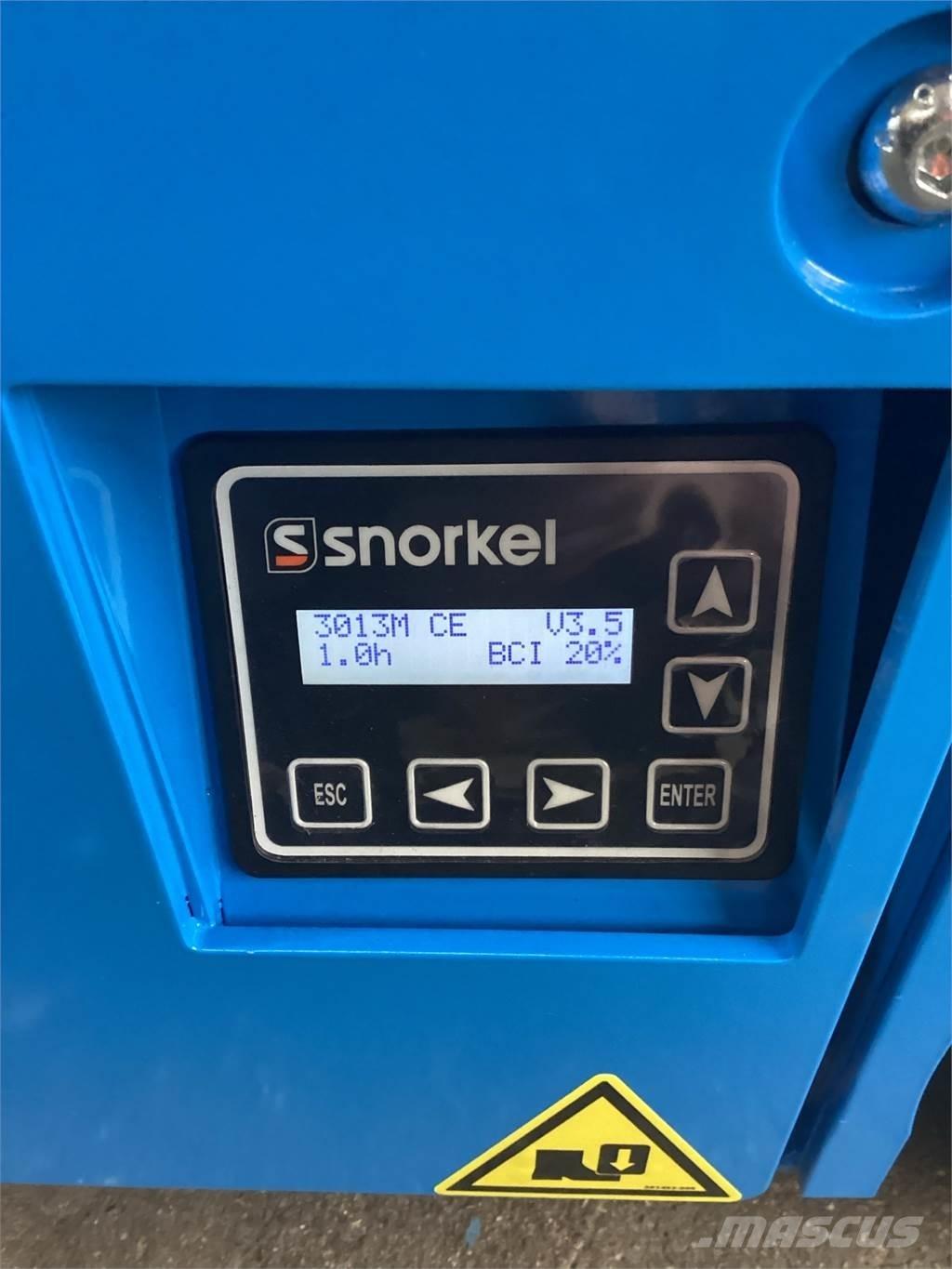 Snorkel S3013 Mini 剪式升降機