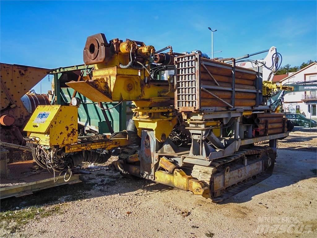 Atlas Copco Mustang 13-F3 鑽孔機