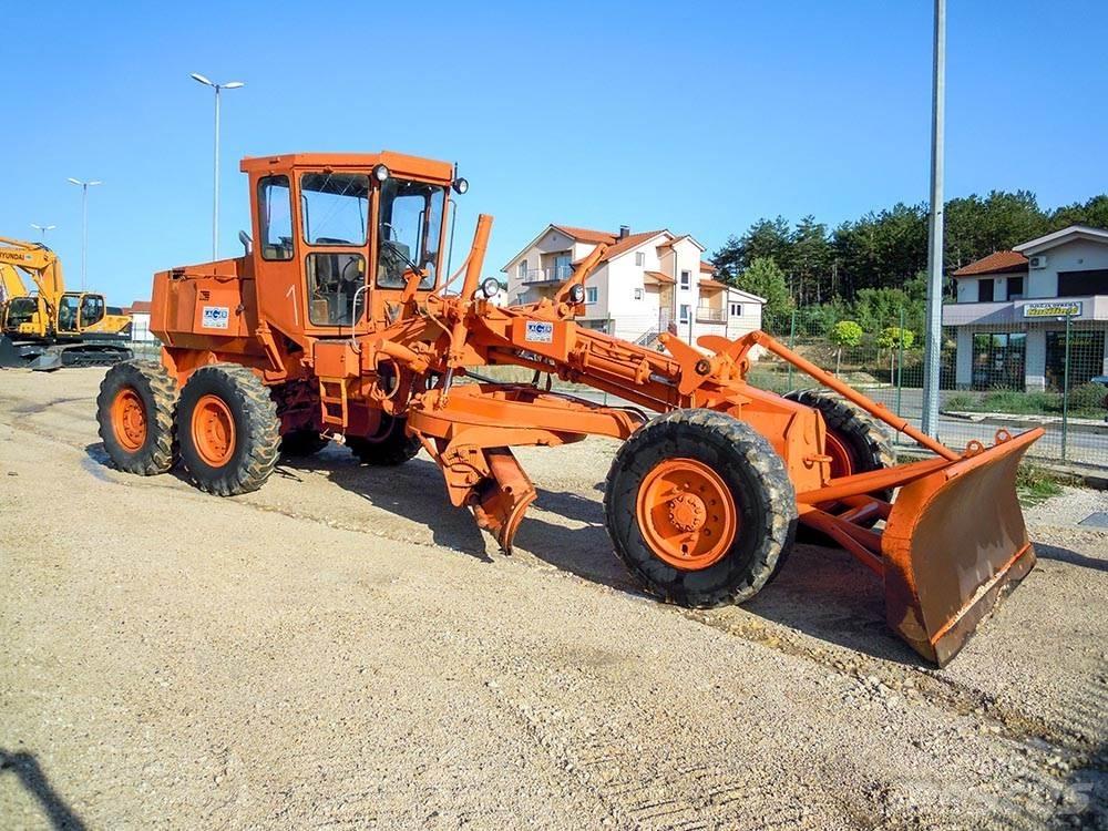 Aveling Barford ASG 13 平土機