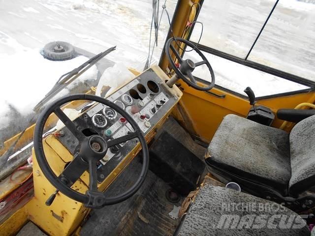 Bomag BW-161AC 雙輪滾壓機
