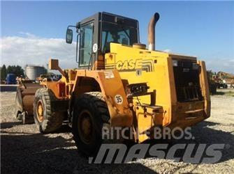 CASE 721B 輪胎式裝載機