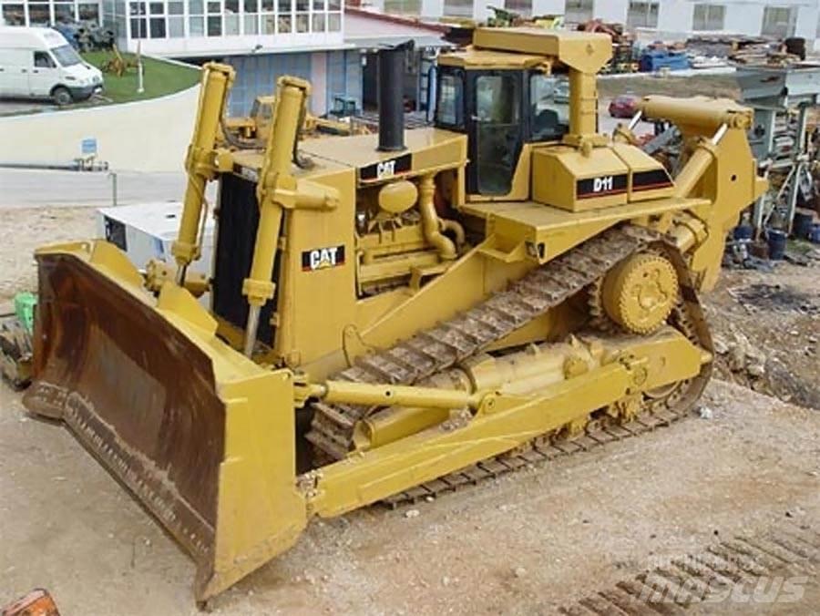 CAT D10 履帶推土機