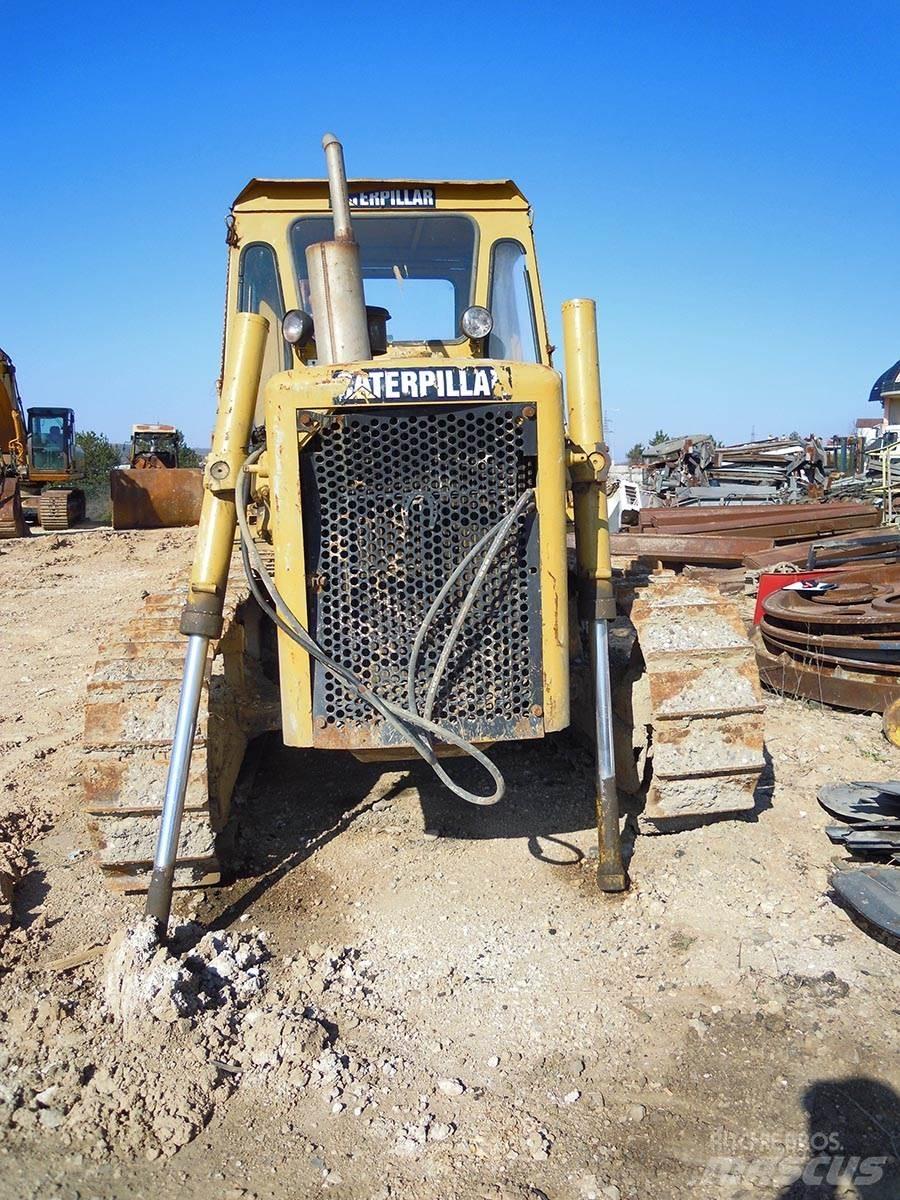 CAT D5B 履帶推土機
