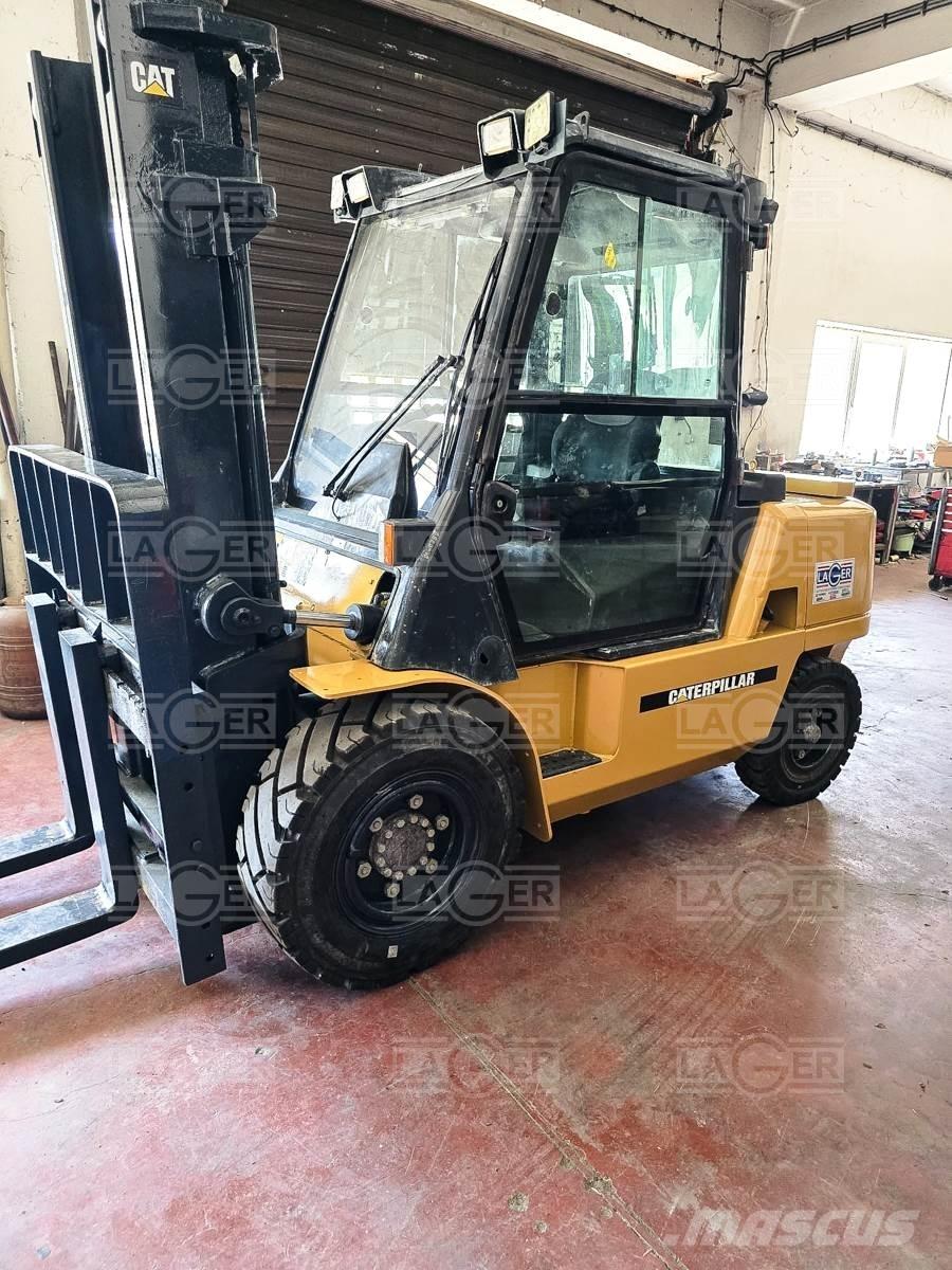 CAT DP45K 柴油卡車