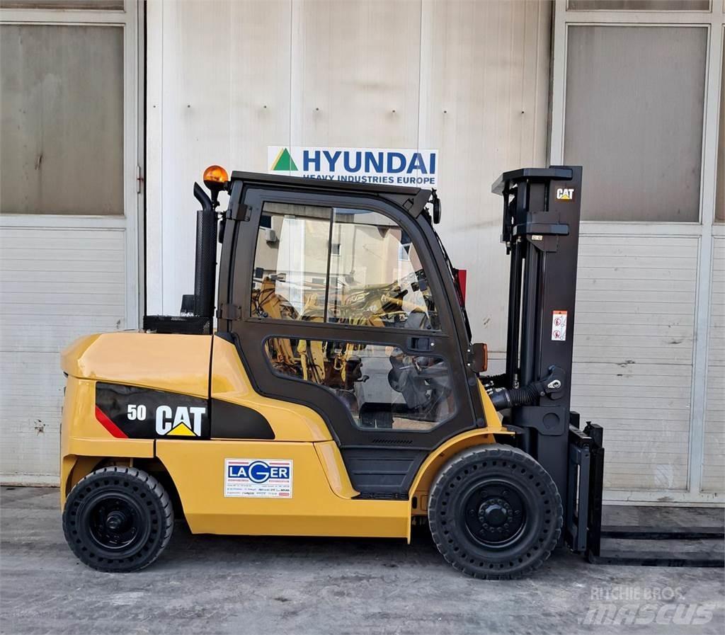 CAT DP50N 柴油卡車