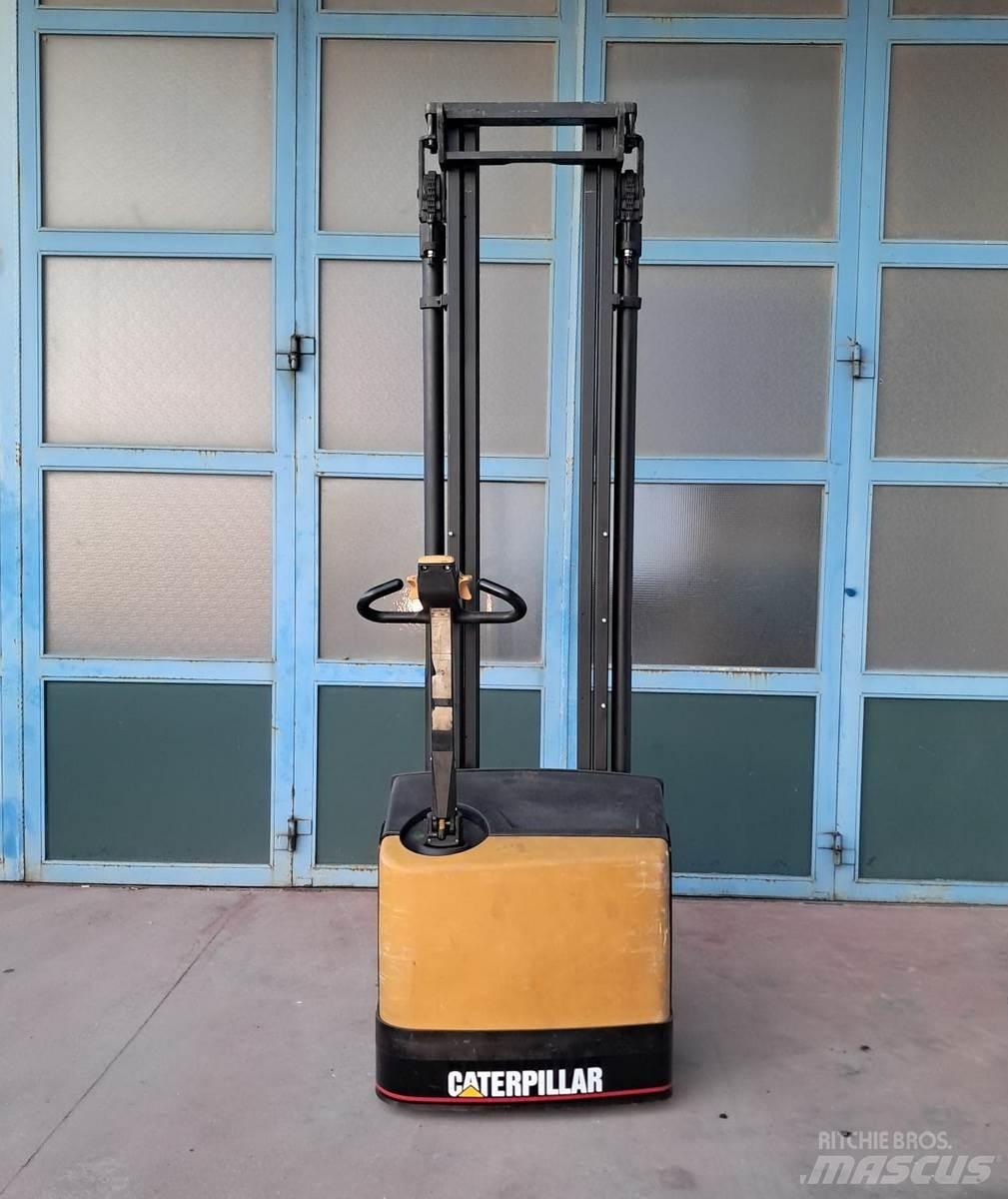 CAT NSP12N 低架升降機