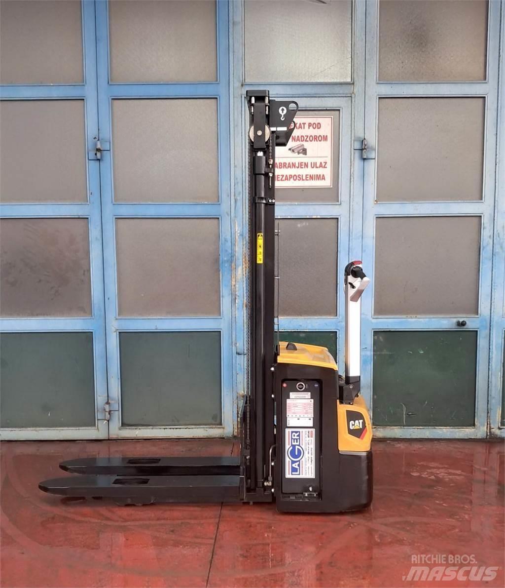 CAT NSP12N2 低架升降機