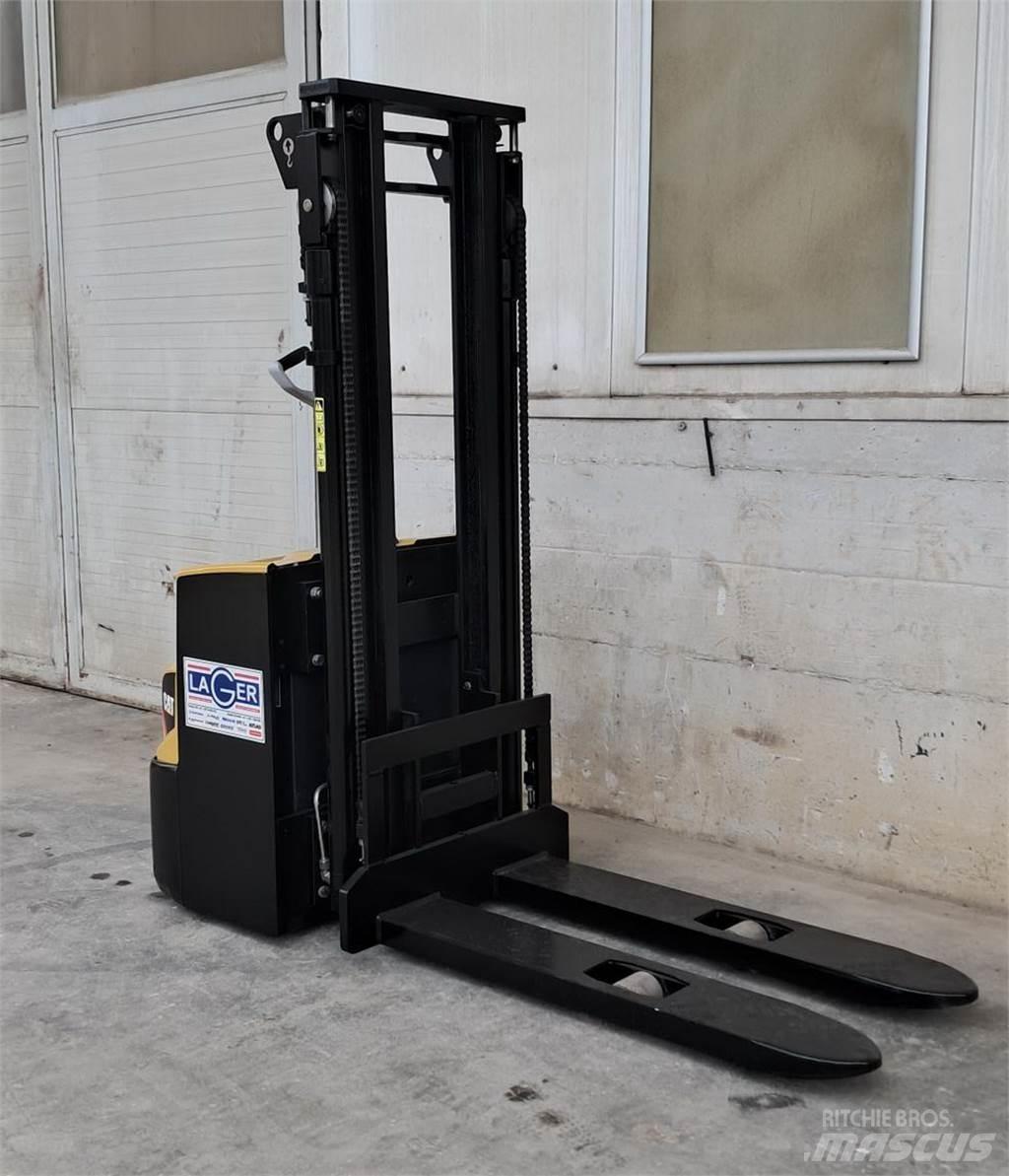 CAT NSP12N2 低架升降機